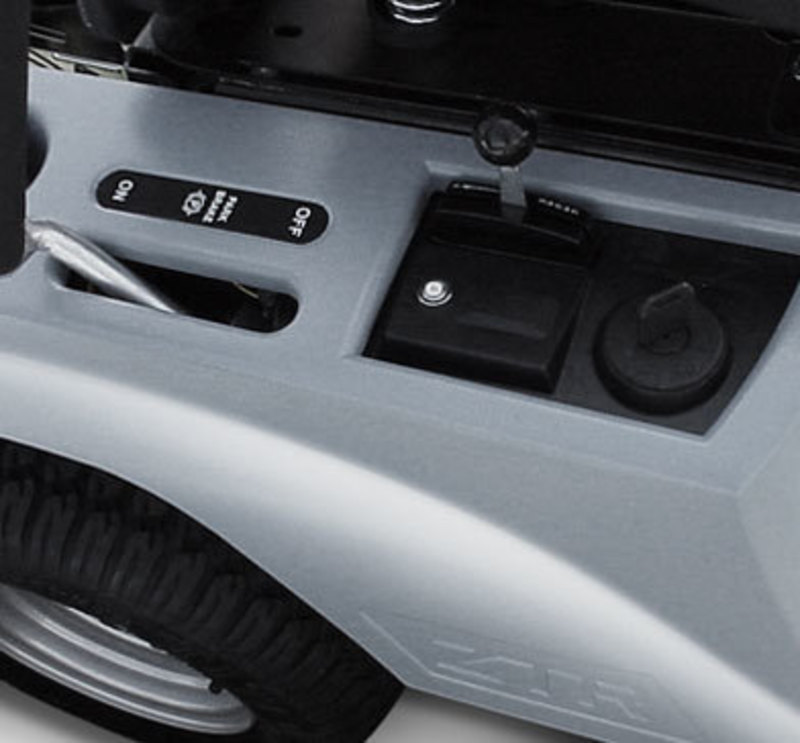 Close up of the molded-in controls for the ztr4000