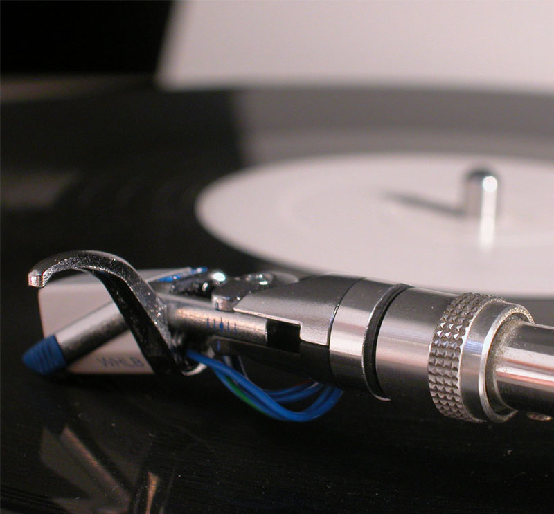 Side view of the production version of the Whitelabel DJ Record Needle