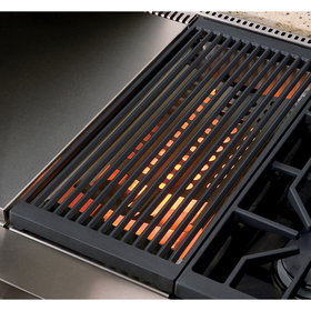 Sealed gas range grill cook top section